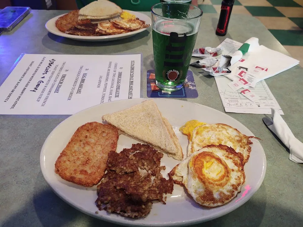 Eggs Toast Bacon and Geotta